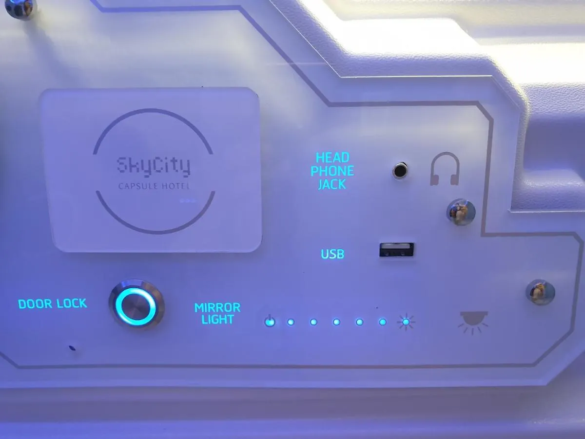Skycity Capsule Hotel Куала-Лумпур 2*,